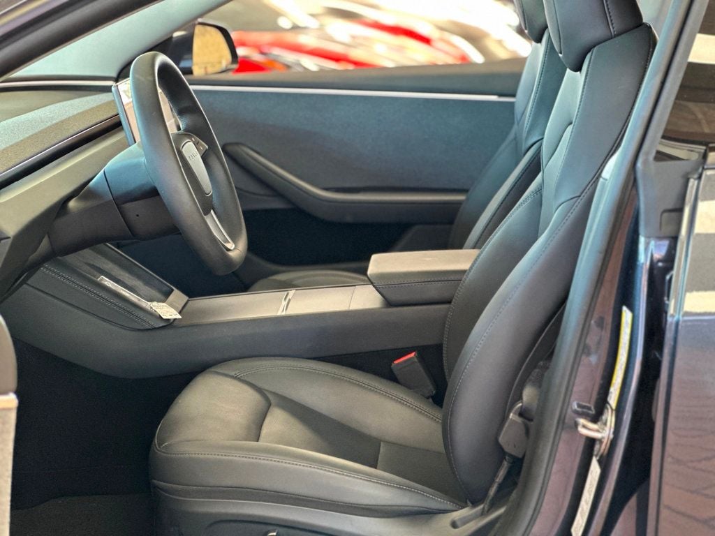 2024 Tesla Model 3 photo 19