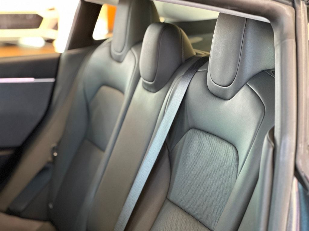 2024 Tesla Model 3 photo 26