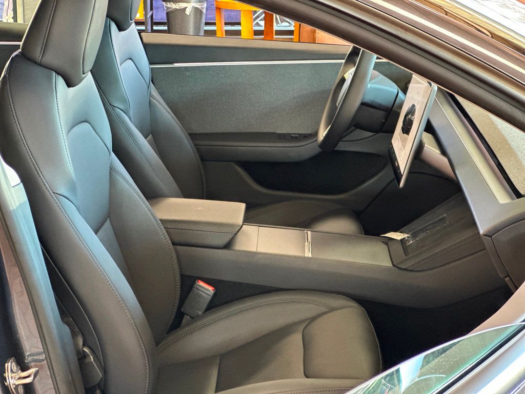 2024 Tesla Model 3 photo 37