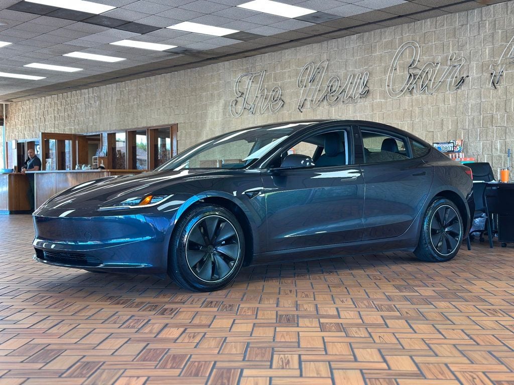 2024 Tesla Model 3 photo 6