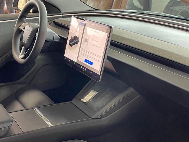 2024 Tesla Model 3 RWD - 22994042 - 26