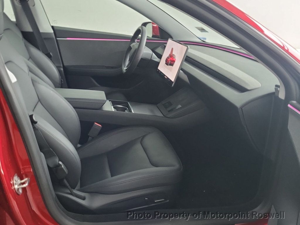 2024 Tesla Model 3 photo 2