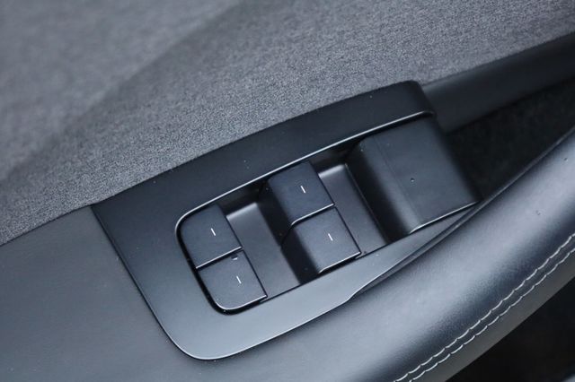 2024 Tesla Model 3 RWD - 22971731 - 29