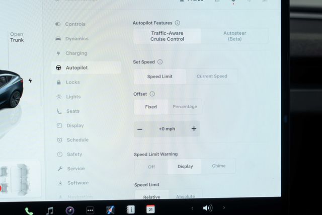 2024 Tesla Model 3 RWD - 22974916 - 21
