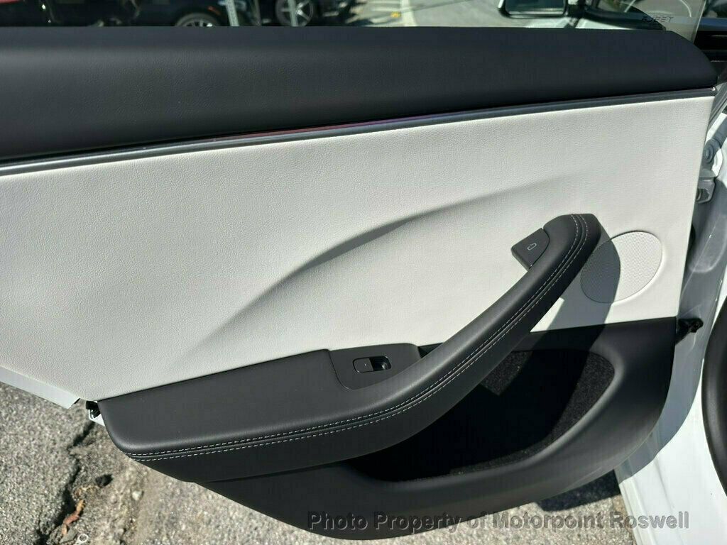 Tesla Model 3 RWD photo 14