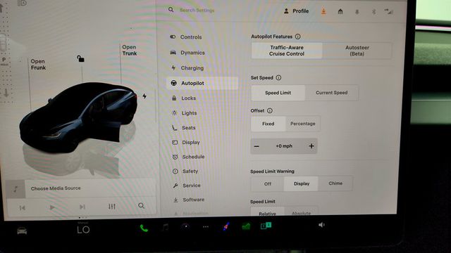 2024 Tesla Model 3 RWD *Ltd Avail* w/ Traffic-Aware Cruise Control & Autosteer - 23026451 - 18
