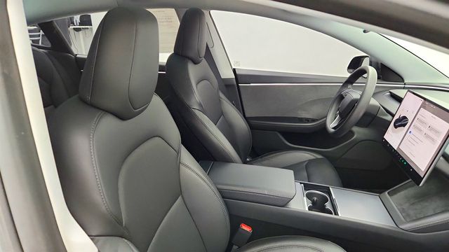 2024 Tesla Model 3 RWD *Ltd Avail* w/ Traffic-Aware Cruise Control & Autosteer - 23026451 - 27