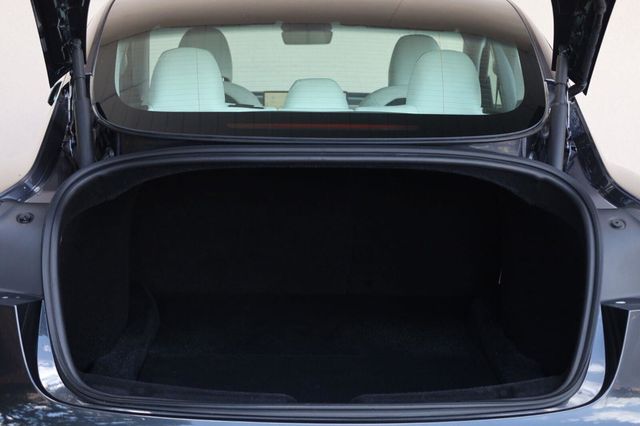2024 Tesla Model 3 Standard Range - 23057714 - 9