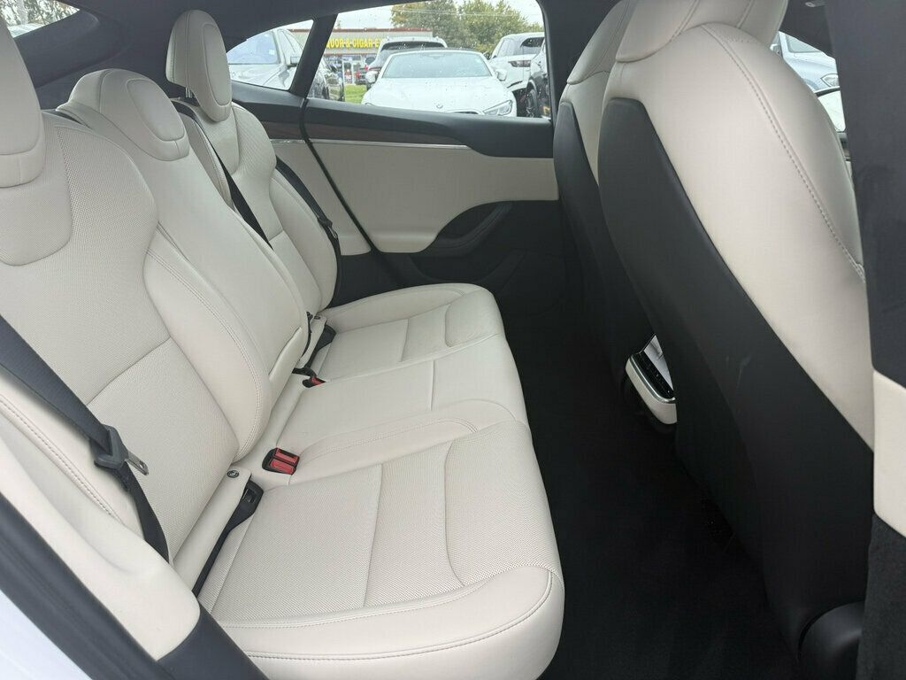 2024 Tesla Model S AWD - 23101734 - 19
