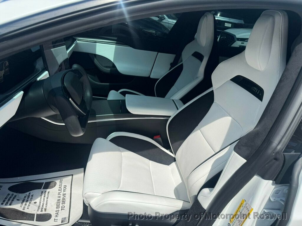 2024 Tesla Model S Plaid AWD photo 9