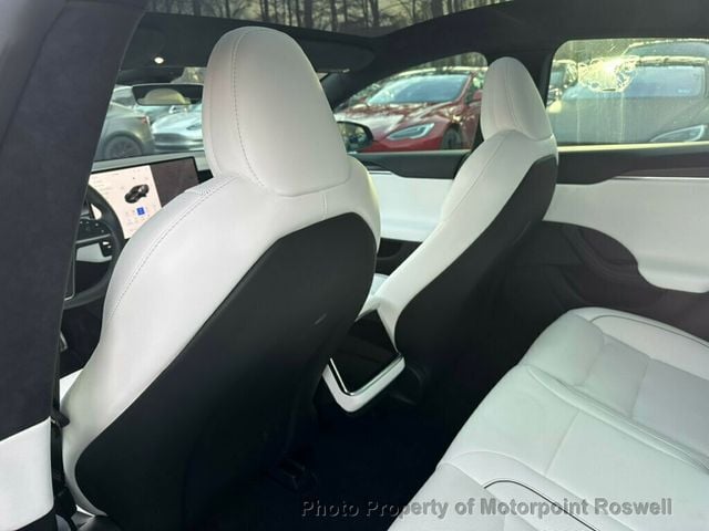 2024 Tesla Model S Plaid AWD - 22964462 - 16
