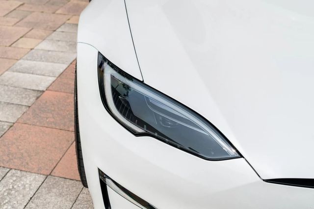 2024 Tesla Model S Plaid AWD - 22938522 - 9