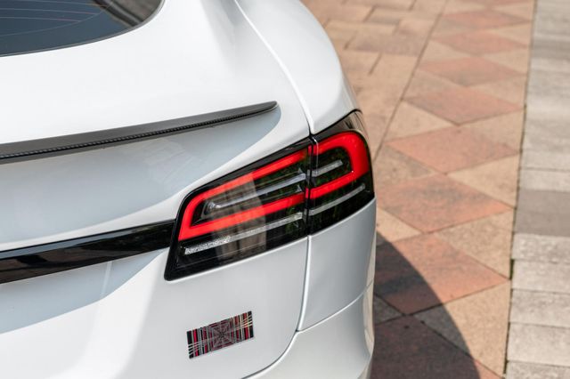 2024 Tesla Model S Plaid AWD - 22938522 - 26
