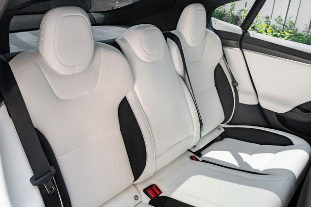 2024 Tesla Model S Plaid AWD - 22938522 - 36