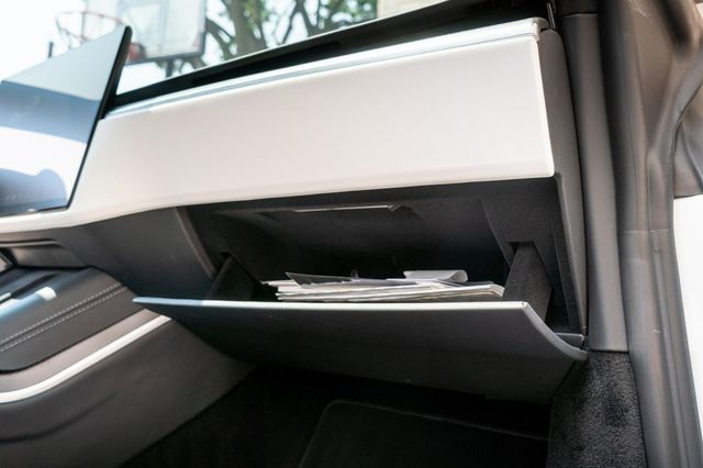 2024 Tesla Model S Plaid AWD - 22938522 - 51