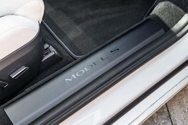 2024 Tesla Model S Plaid AWD - 22938522 - 60