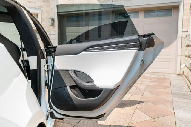 2024 Tesla Model S Plaid AWD - 22938522 - 64