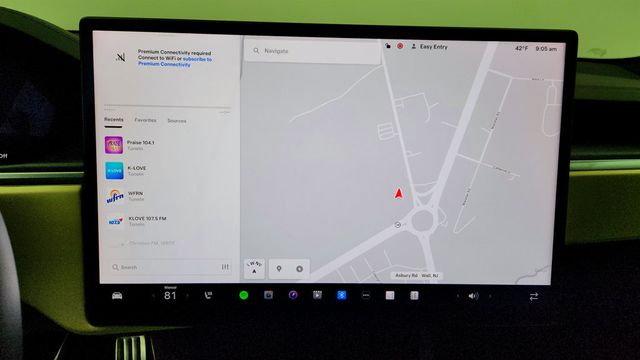 2024 Tesla Model S Plaid AWD - 23001234 - 23