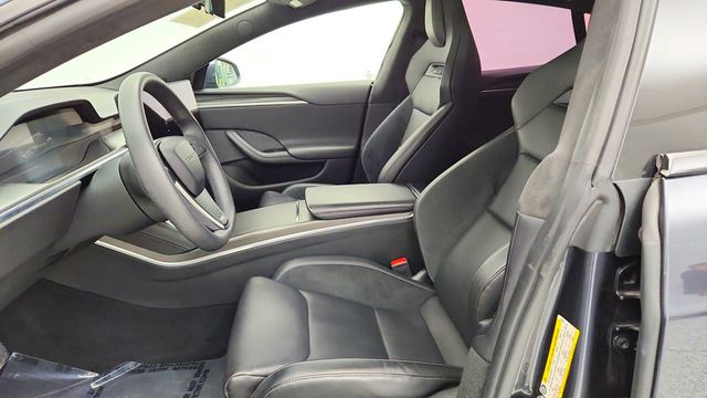 2024 Tesla Model S Plaid AWD - 23094152 - 18