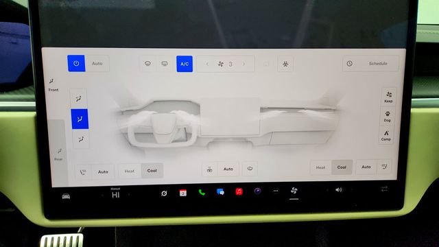 2024 Tesla Model S Plaid AWD w/ 21'' Wheels & Cream Vegan Leather Interior - 23007486 - 21