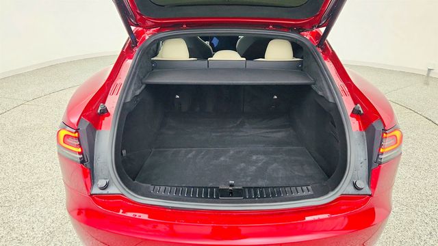 2024 Tesla Model S Plaid AWD w/ Cream Vegan Leather & Yoke Steering Wheel - 23001234 - 27