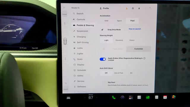 2024 Tesla Model S Plaid AWD w/ Yoke Steering Wheel - 23082241 - 17