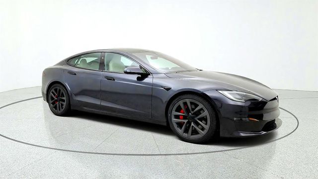 2024 Tesla Model S Plaid AWD w/ Yoke Steering Wheel - 23082241 - 2
