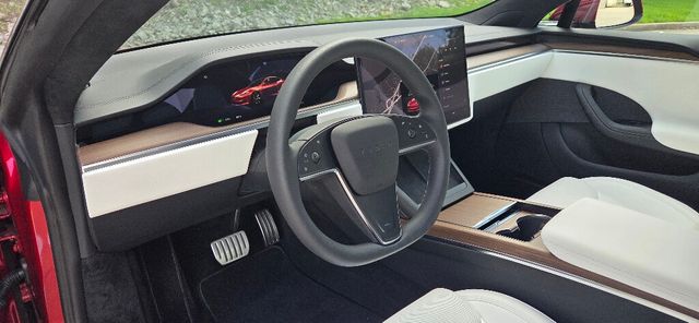 2024 Tesla Model S VERY LOW MILES Ultra Rare FSD Capable 1 Owner 615-300-6004 - 23034887 - 9