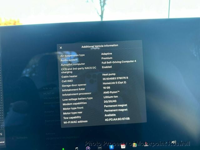 2024 Tesla Model X AWD - 22941040 - 24