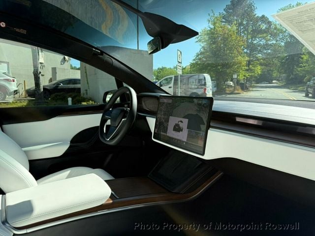 2024 Tesla Model X AWD - 23014471 - 21