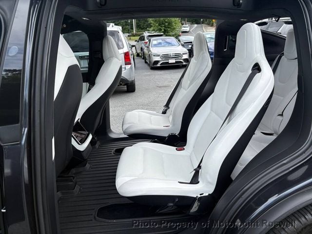 2024 Tesla Model X AWD - 23037003 - 10