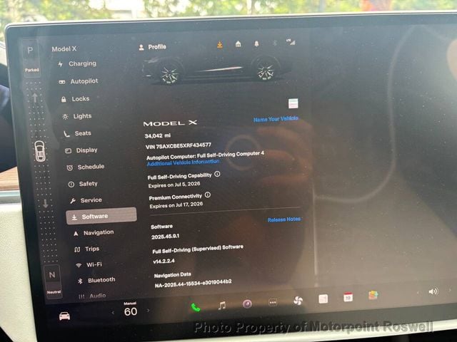 2024 Tesla Model X AWD - 23037003 - 18