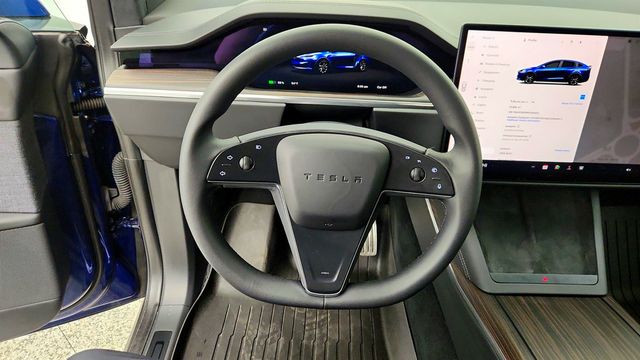 2024 Tesla Model X AWD - 23012270 - 12