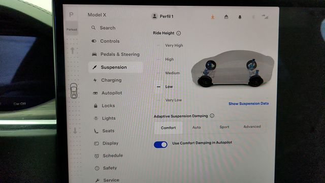 2024 Tesla Model X AWD - 22951461 - 17