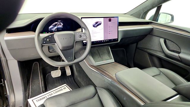 2024 Tesla Model X AWD - 22958220 - 11