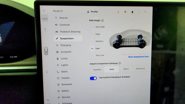 2024 Tesla Model X AWD - 23002198 - 18