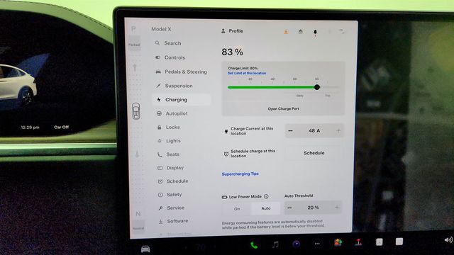 2024 Tesla Model X AWD - 23002198 - 19