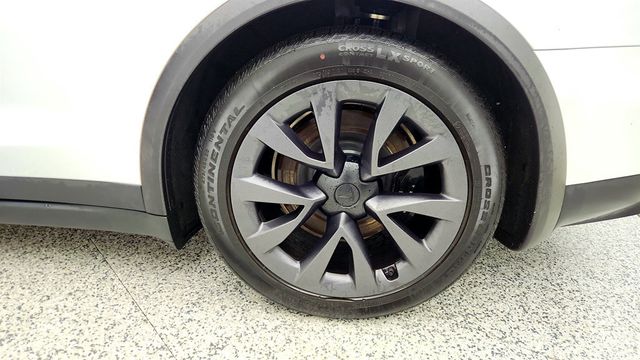 2024 Tesla Model X AWD - 23002198 - 8