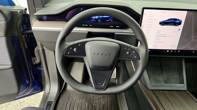 2024 Tesla Model X AWD - 23012270 - 12