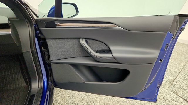 2024 Tesla Model X AWD - 23012270 - 31