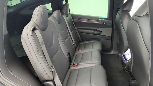 2024 Tesla Model X AWD - 23020162 - 26