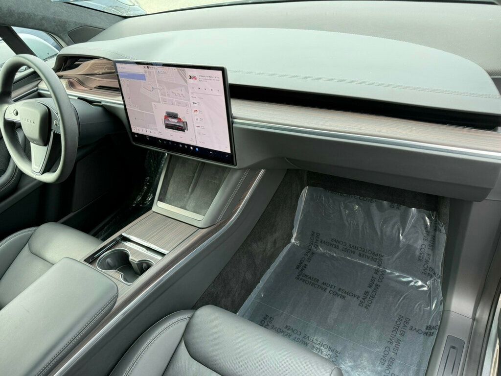 2024 Tesla Model X AWD - 23003311 - 11
