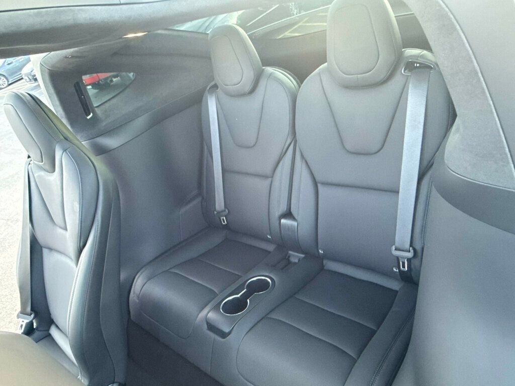 2024 Tesla Model X AWD - 23003311 - 17