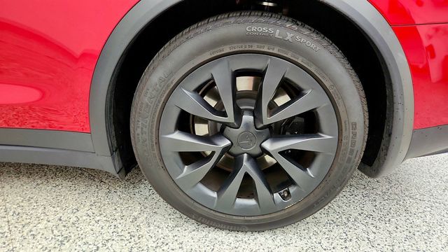 2024 Tesla Model X AWD w/ Cream Vegan Leather Interior - 23012962 - 8