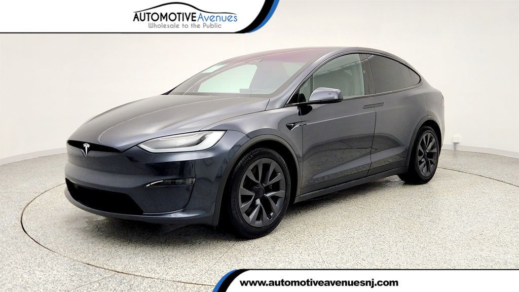 2024 Tesla Model X AWD w/ Full Self Driving Capability - 23002193 | Video 1