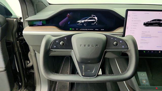 2024 Tesla Model X AWD with 7 Seat Interior & Yoke Steering Wheel - 23010950 - 11
