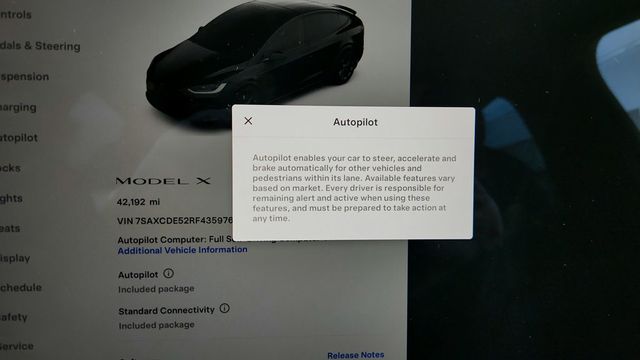 2024 Tesla Model X AWD with Yoke Steering Wheel - 22951461 - 14