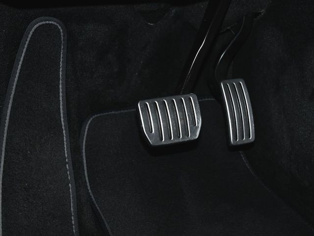 2024 Tesla Model X Base - 22994475 - 24