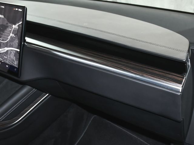 2024 Tesla Model X Base - 22994475 - 52