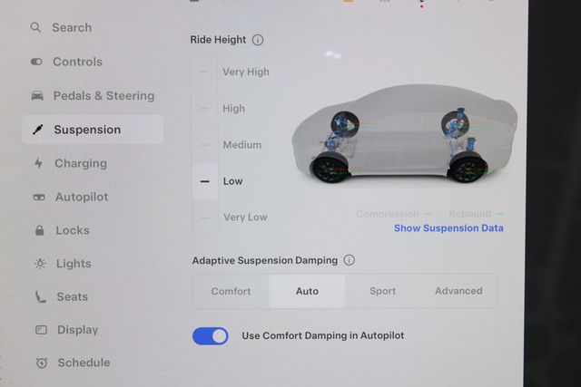 2024 Tesla Model X Plaid AWD with Yoke Steering Wheel - 22866358 - 18